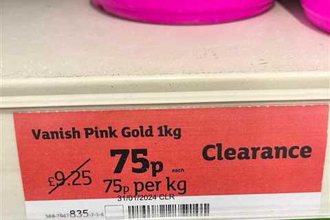 Shoppers Flock to Sainsbury's for Unbelievable Bargain on Vanish Cleaning Product