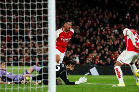 Fans Mock Arsenal After Sloppy Own Goal Gifted to Liverpool
