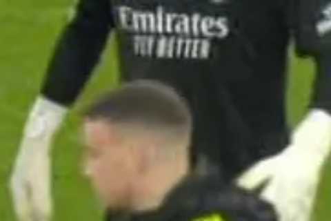 Arsenal Star Bukayo Saka Suffers Injury Blow in Title Clash Against Liverpool