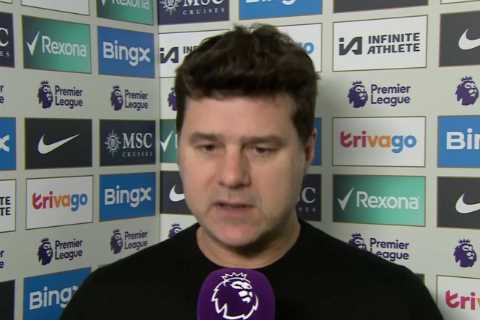 Chelsea Boss Mauricio Pochettino Apologizes to Fuming Fans Following Wolves Defeat