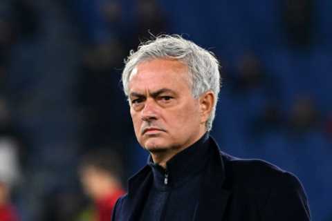 Chelsea Contemplating Shocking Move to Replace Pochettino with Mourinho