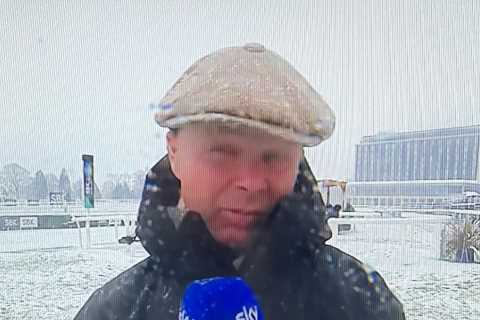 Jockeys Abandon Doncaster Races Due to Snowfall