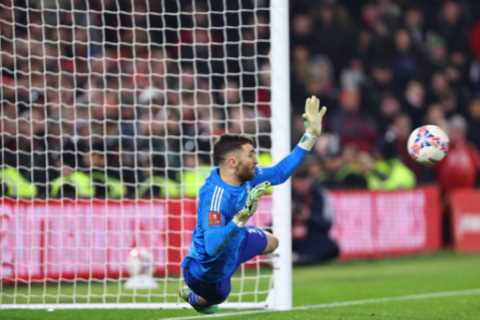 Nottingham Forest Secure FA Cup Clash with Manchester United After Dramatic Penalty Shootout..