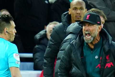 Premier League Managers Confused by Handball Law, Seek Help from Players and Referees