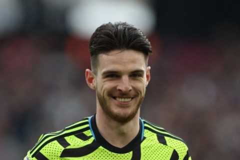 West Ham Fans Criticized for Booing Declan Rice in Return to London Stadium