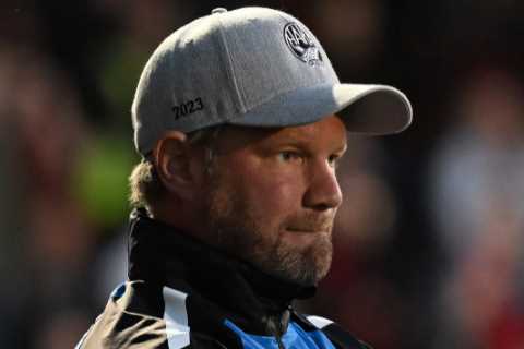 Former Premier League Star Turned Down Man Utd for Military Service