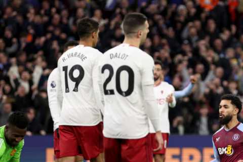 Man Utd Legend Trolls Douglas Luiz After Aston Villa Star's Bizarre Celebration Backfires