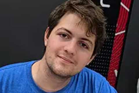 Hungarian Chef Sets World Records with 59-Hour Gaming Marathon