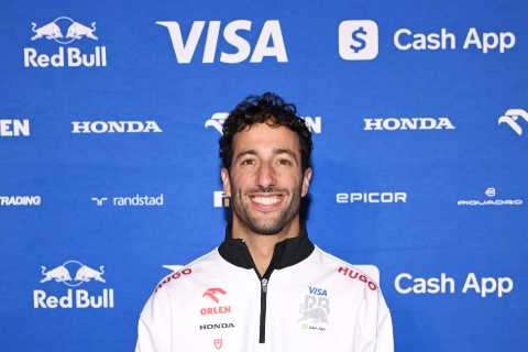 Daniel Ricciardo Addresses Speculation of Lewis Hamilton's Ferrari Move and His Potential Switch to ..