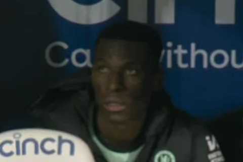 Nicolas Jackson Receives Bizarre Yellow Card on Bench During Chelsea's Victory