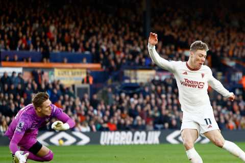 Rasmus Hojlund sets Premier League record with lightning-fast goal against Luton