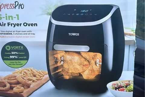 Tesco shoppers rush to grab discounted air fryer that fits whole chicken