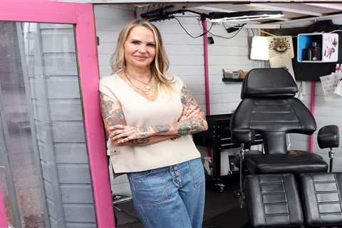 Mum who won £1.8million on Lotto left broke and with bailiffs at her door