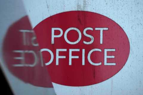 Ministers to Clear Records of Post Office Scandal Victims
