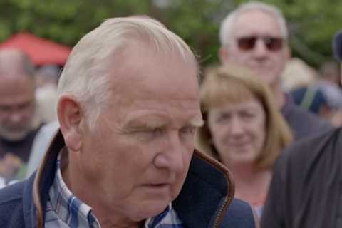 Gutted Antiques Roadshow Guest Disappointed by Valuation Snub