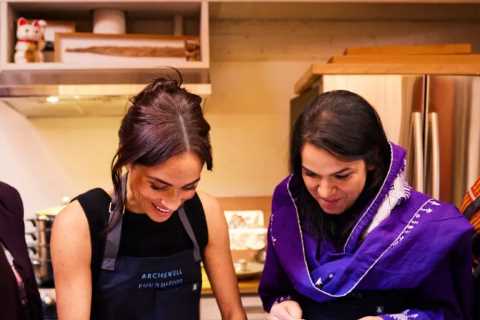 Meghan Markle cooks traditional Afghan food with refugees in heartwarming evening