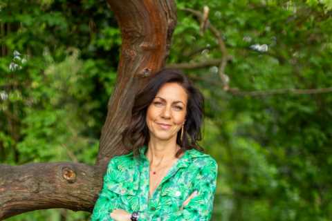 Julia Bradbury Shares Breast Cancer Update and Urges Women to Attend Screenings