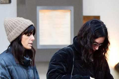 Courteney Cox in Talks to Join Celebrity Version of The Traitors