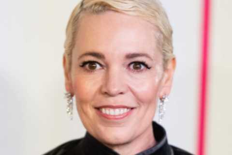 Actress Olivia Colman admits to having had 'loads' of Botox but stopped for role in The Crown
