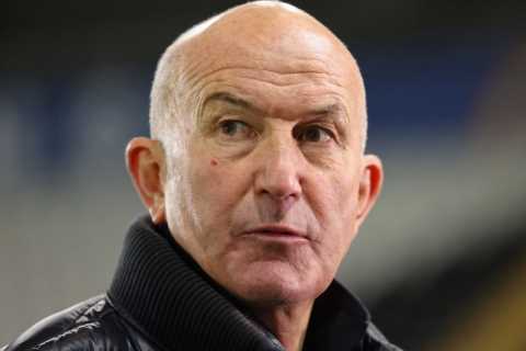 Stoke City Eyeing Sensational Return of Tony Pulis to Management