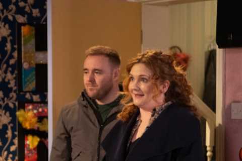 Coronation Street: Fiz Stape Returns Home and Shakes Things Up