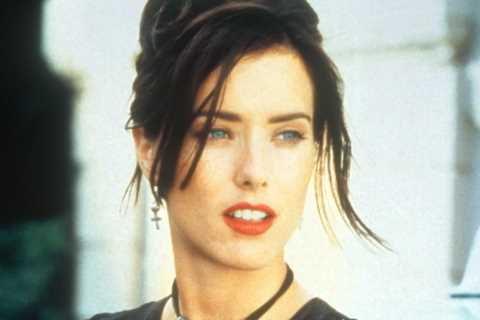 Bad Boys Star Tèa Leoni Looks Ageless in Career Comeback