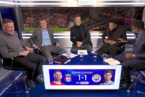 Roy Keane Can't Stop Smiling at Daniel Sturridge's Perfect Gag Live on Sky Sports After Liverpool..
