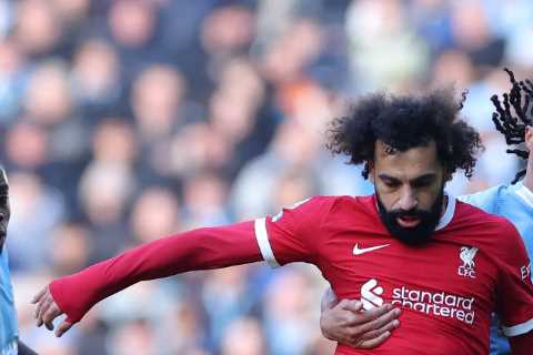 Liverpool vs. Man City: Carragher and Neville Predictions
