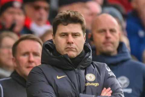 Chelsea Boss Pochettino Urges Players to Speak to Chairman Amid Sacking Rumors