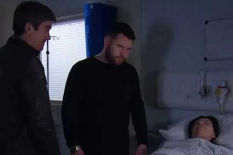 Emmerdale Fans Confused by Hospital Blunders in Chas Dingle's Surgery Scene