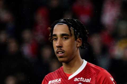 Chelsea Reportedly Eyeing Ligue 1 Star as Potential Thiago Silva Replacement