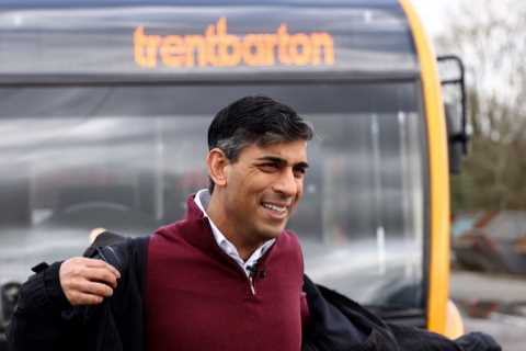 Rishi Sunak urges voters to send a message to Keir Starmer as Tories launch local election campaign