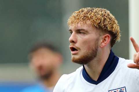 Fans React to Harvey Elliott's Controversial Fashion Choice During England U21s Match