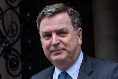 Brits self-diagnosing normal anxieties as mental health illnesses are hiking up benefits bill,..