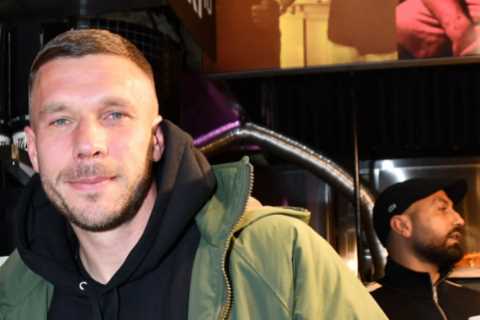 I Tried Lukas Podolski’s Kebab: A Taste of Arsenal Legend's Culinary Empire