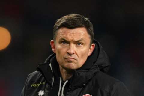 Sunderland Eyes Ex-Premier League Boss as Manager