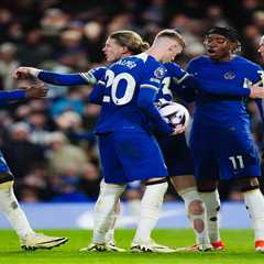 Mauricio Pochettino Threatens to Axe Chelsea Stars After Penalty Spat