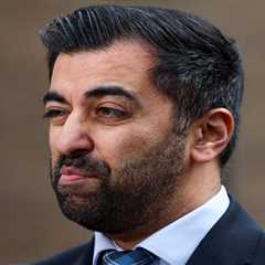 SNP leader Humza ‘Useless’ Yousaf is hanging by a thread – his demise cannot come soon enough