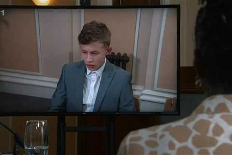 Coronation Street Fans Spot Confusing Blunders in Mason's Courtroom Scenes