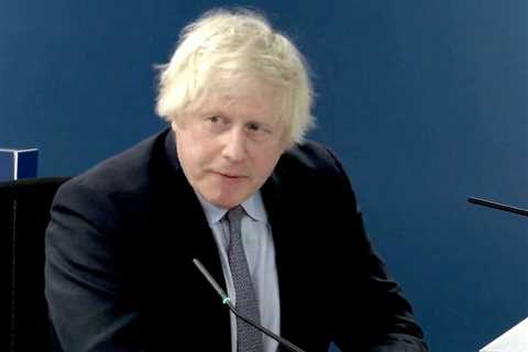 Boris Johnson warns Donald Trump over Ukraine crisis