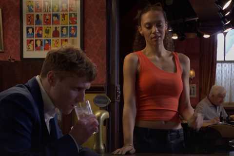 EastEnders fan delighted as 'unrealistic' mistake in Queen Vic is rectified a year after their..