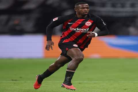 Arsenal and Liverpool in Talks for Eintracht Frankfurt Defender