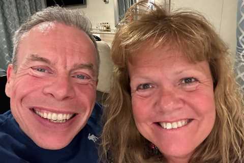 Warwick Davis Shares Heartfelt Tribute to Late Wife Samantha Before Her Passing