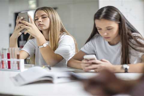 Schools with Strict Mobile Phone Bans See Better GCSE Results