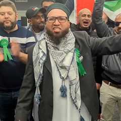 Green Party councillor apologises for Gaza tirade but keeps job