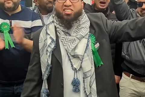 Green Party councillor apologises for Gaza tirade but keeps job