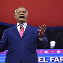 Nigel Farage criticizes Joe Biden and predicts Trump's victory in the upcoming election