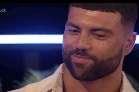 Love Island: Meet Casa Amor boy Blade, the butler in the buff
