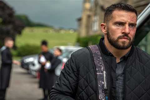 Emmerdale Star Mike Parr Shows Off New Girlfriend Isabelle Du Plessis