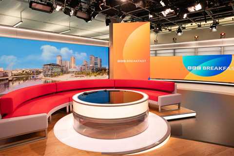BBC Breakfast set falls apart in chaos as reporter left mortified live on air